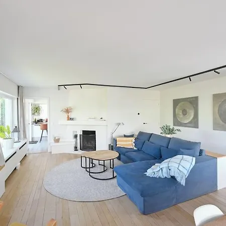 Holiday home Charmante In Duinbergen Knokke-Heist